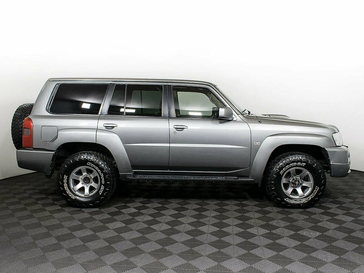 Ниссан y61 фото Купить б/у Nissan Patrol V (Y61) Рестайлинг 3.0d AT (160 л.с.) 4WD дизель автома