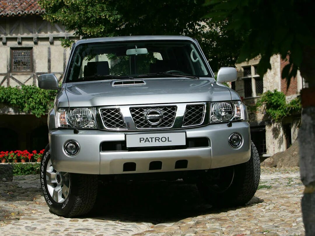 Ниссан y61 фото Купить б/у Nissan Patrol V (Y61) Рестайлинг 3.0d AT (160 л.с.) 4WD дизель автома