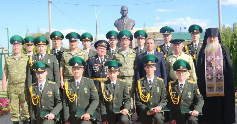 Ниссан юрий александрович гомельская пограничная группа фото Отдел по взаимодействию с вооруженными силами - Гомельская Епархия