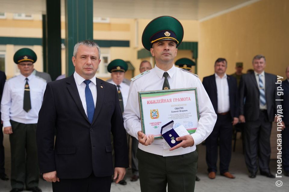 Ниссан юрий александрович гомельская пограничная группа фото Сердце и мозг воинской части: после реконструкции открыто здание управления Гоме