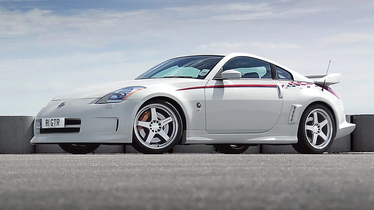 Ниссан z350 фото Retro review: the Nissan 350Z S-Tune GT Reviews 2024 Top Gear