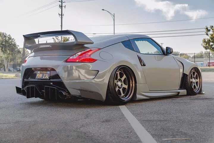 Ниссан з350 тюнинг sick #350z #370z #nissan #nismo #jdm #wheels #stance #fitment #lowlife #hellalow
