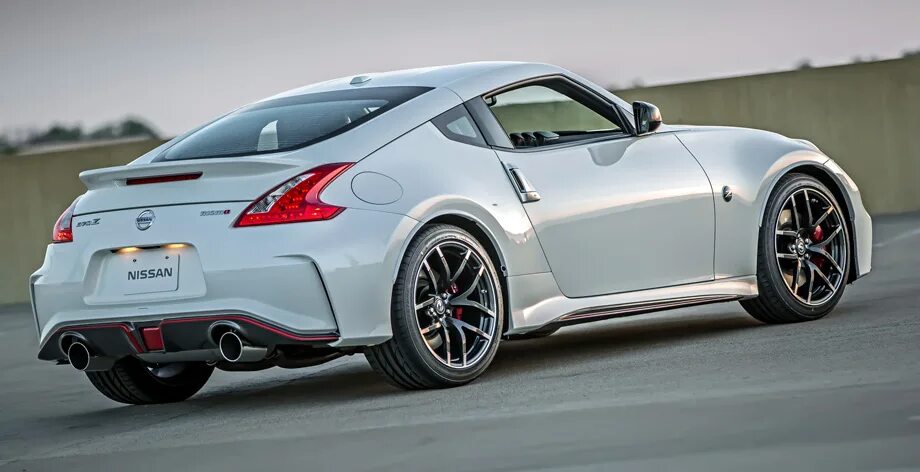 Ниссан z370 фото Купе Nissan 370Z Nismo одарили "автоматом" - ДРАЙВ