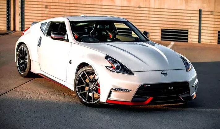 Ниссан z370 фото 2016 Nissan 370z Nismo - follow me on www.tsu.co/roli1968 cars Nissan 370z, Niss