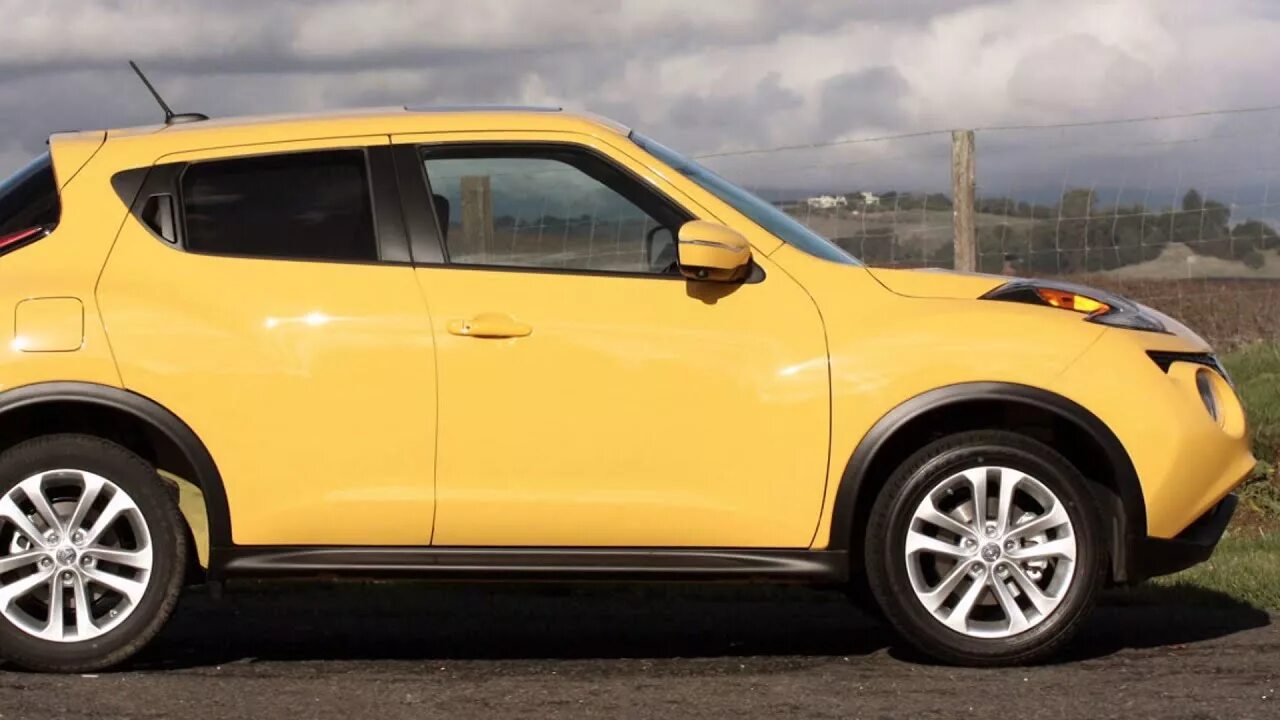 Ниссан желтый фото 2014 Citroen C4 Cactus vs 2015 Nissan Juke - YouTube