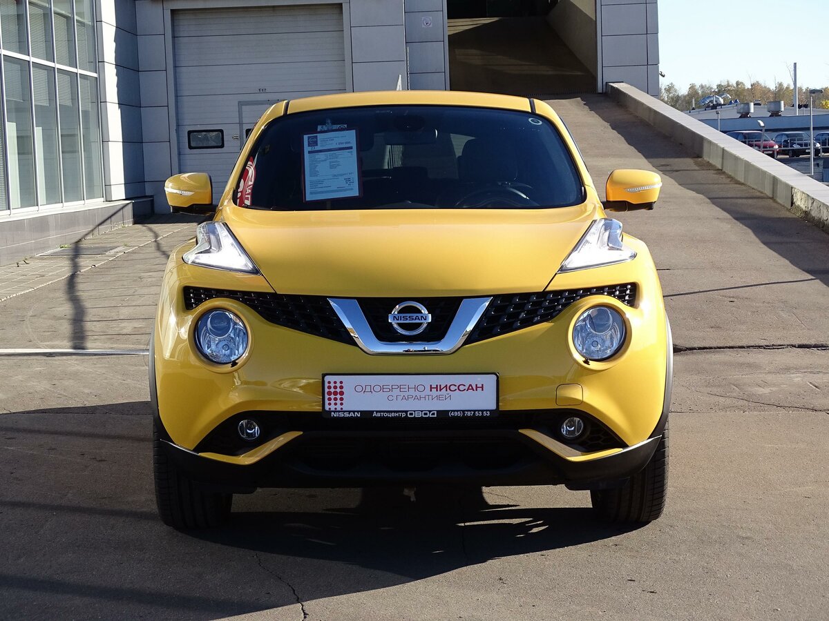 Ниссан желтый фото Купить б/у Nissan Juke I Рестайлинг 1.6 CVT (117 л.с.) бензин вариатор в Москве: