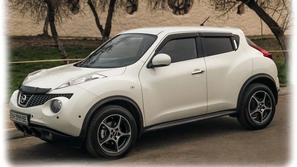 Ниссан жук 2014 фото Nissan Juke (1G) 1.6 бензиновый 2014 White Pearl "Beetle"➀.➅ Ⓛ на DRIVE2