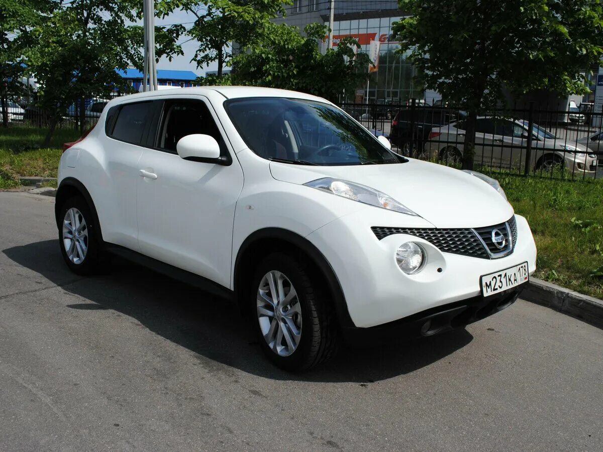 Ниссан жук белый фото Купить б/у Nissan Juke I 1.6 CVT (117 л.с.) бензин вариатор в Санкт-Петербурге: 