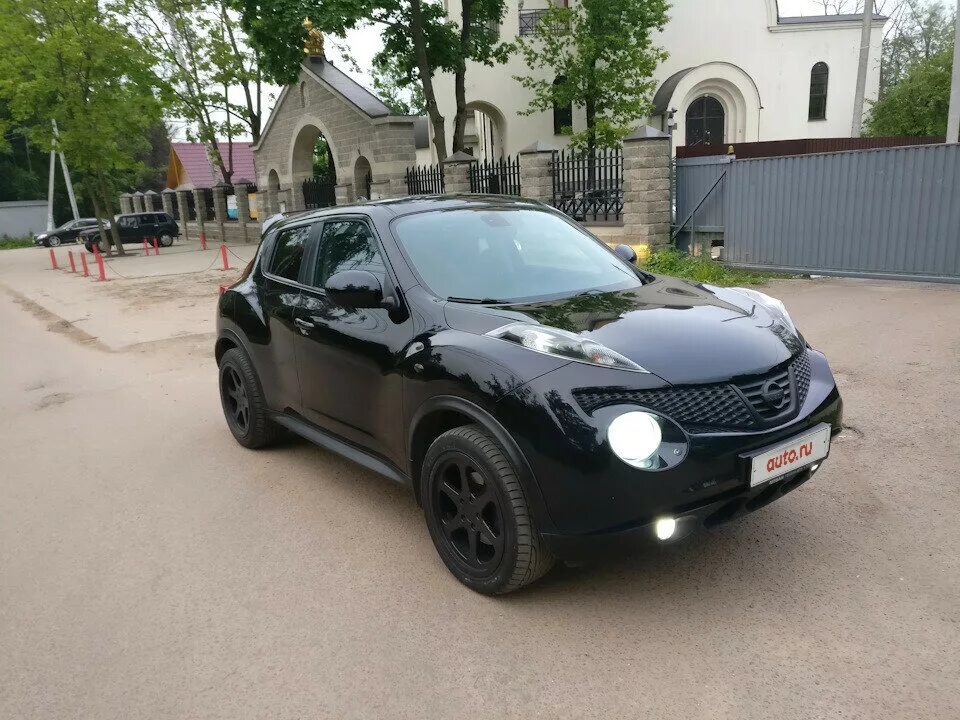 Ниссан жук черный фото Купить б/у Nissan Juke I 1.6 CVT (190 л.с.) 4WD бензин вариатор в Зеленограде: ч