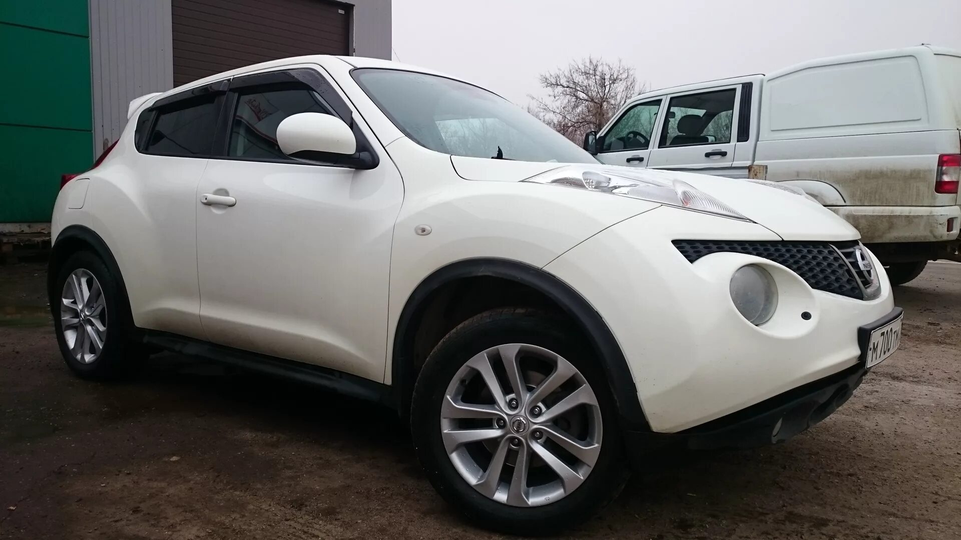 Ниссан жук диски фото Родные колеса. - Nissan Juke (1G), 1,6 л, 2013 года колёсные диски DRIVE2