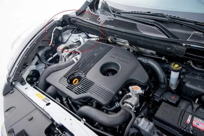 Ниссан жук фото двигателя Влага ржа на стойках под капотом - Nissan Juke, 1.6 л., 2014 года на DRIVE2