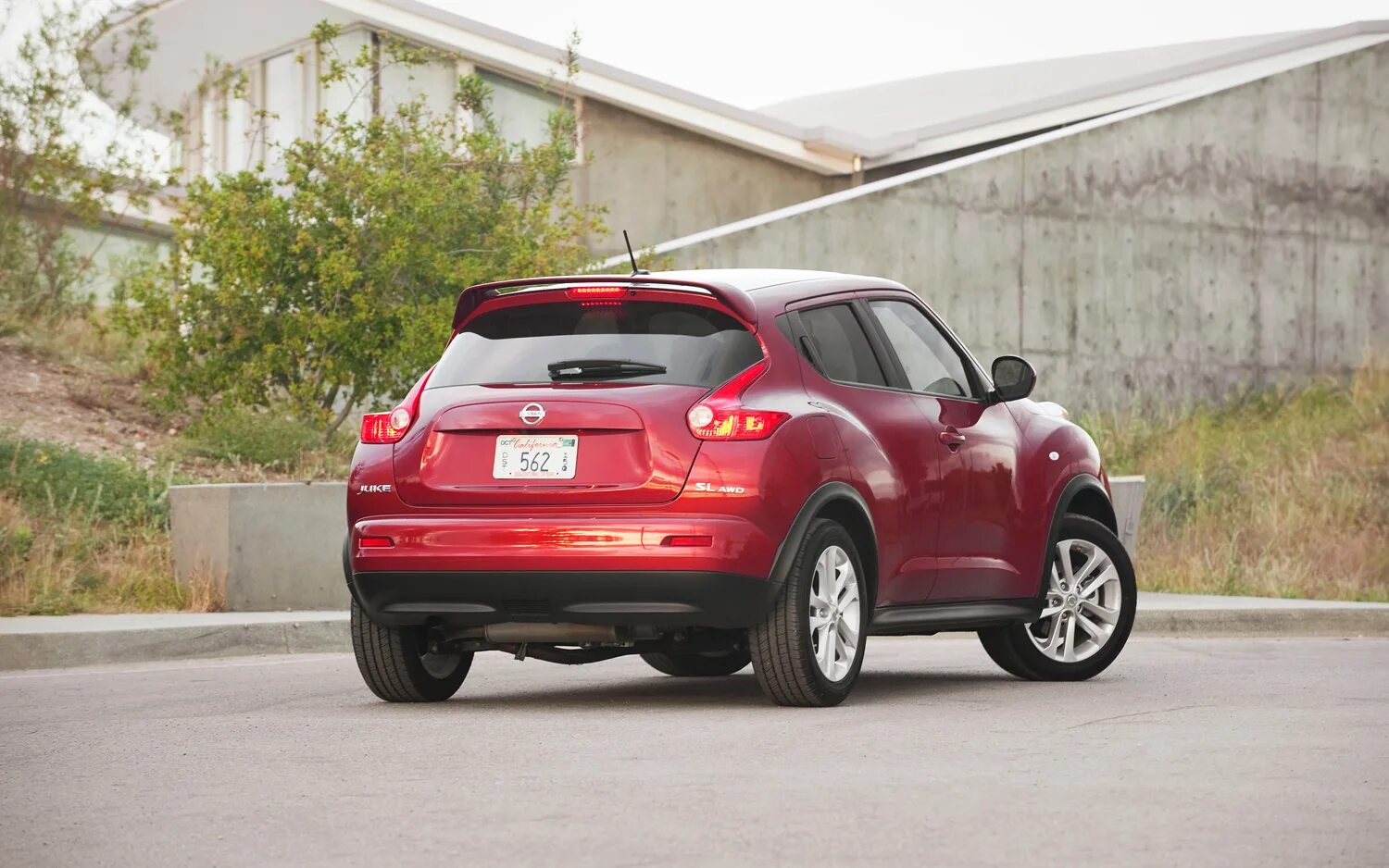 Ниссан жук фото сзади Nissan Juke сзади: лучшие ракурсы Гараж мастера autopilot163.ru