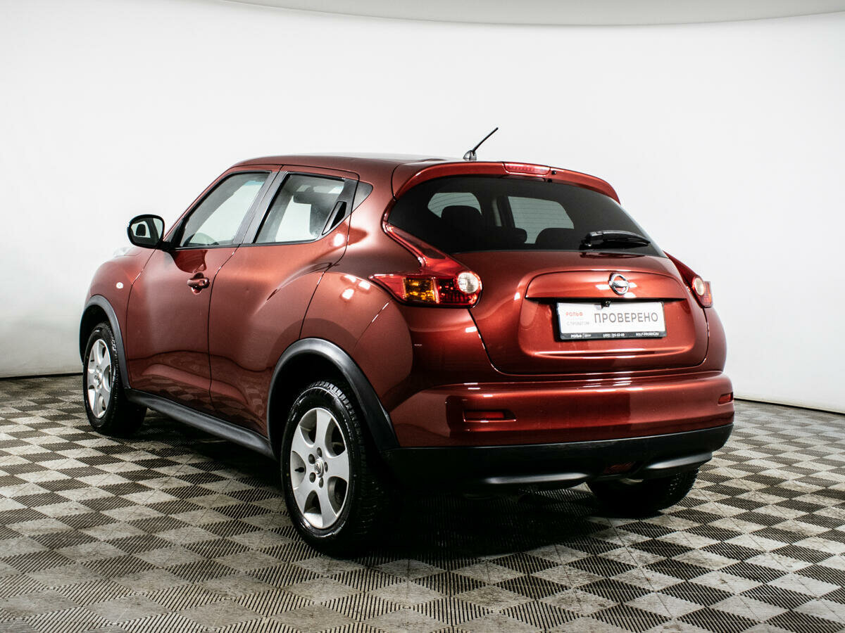 Ниссан жук красная фото Купить б/у Nissan Juke I 1.6 CVT (117 л.с.) бензин вариатор в Москве: красный Ни