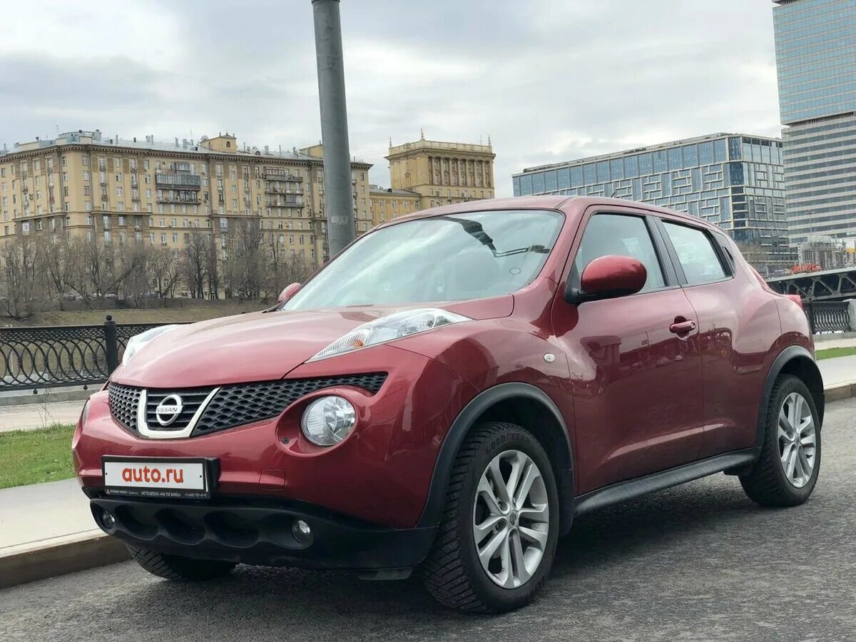 Ниссан жук машины фото цены Купить б/у Nissan Juke I 1.6 CVT (117 л.с.) бензин вариатор в Москве: красный Ни