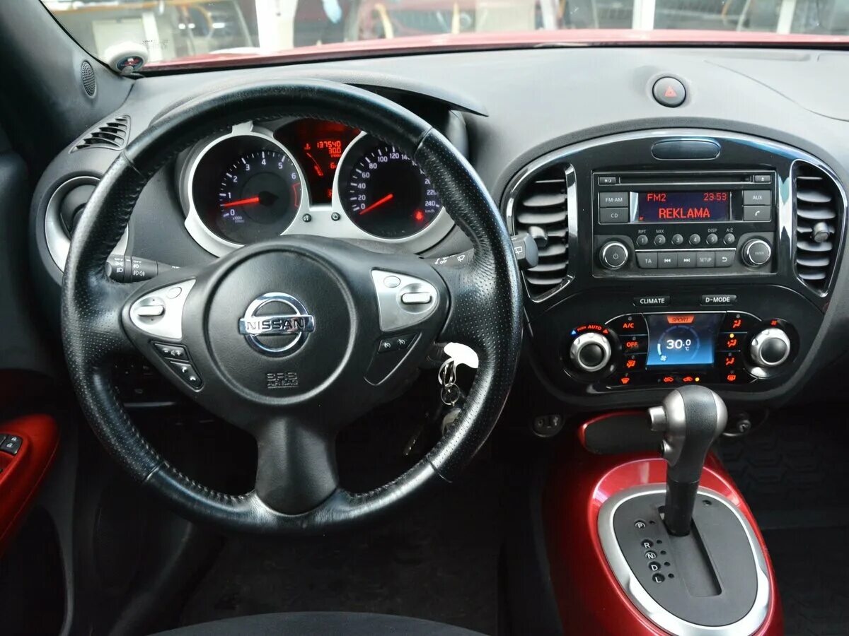 Ниссан жук панель приборов фото и описание Купить б/у Nissan Juke I 1.6 CVT (117 л.с.) бензин вариатор в Магнитогорске: кра