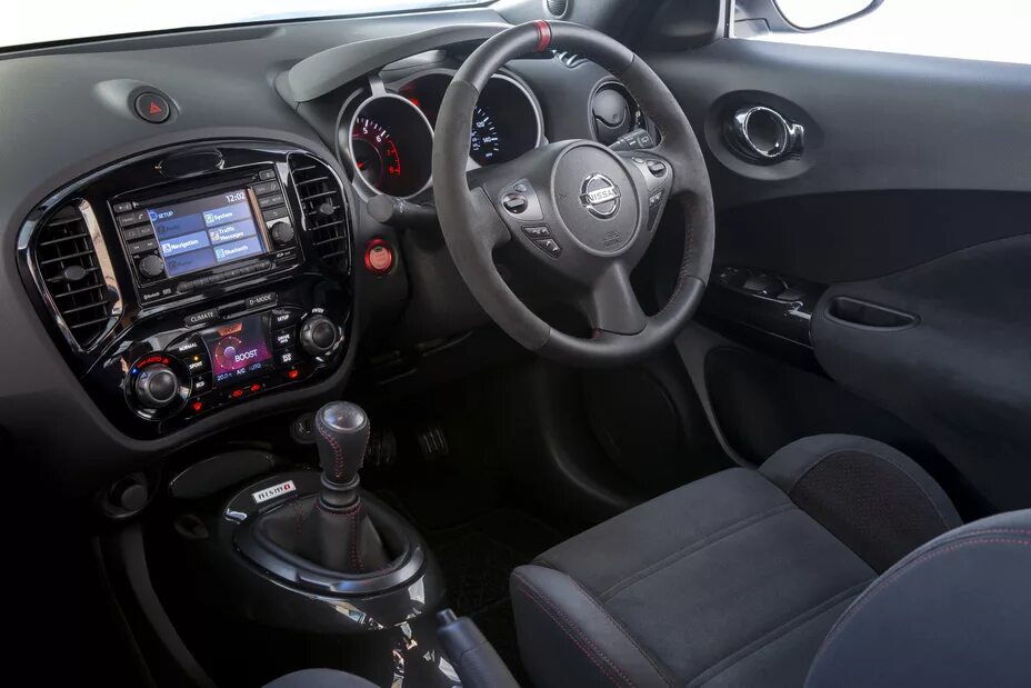 Ниссан жук салон внутри фото JUKE NISMO