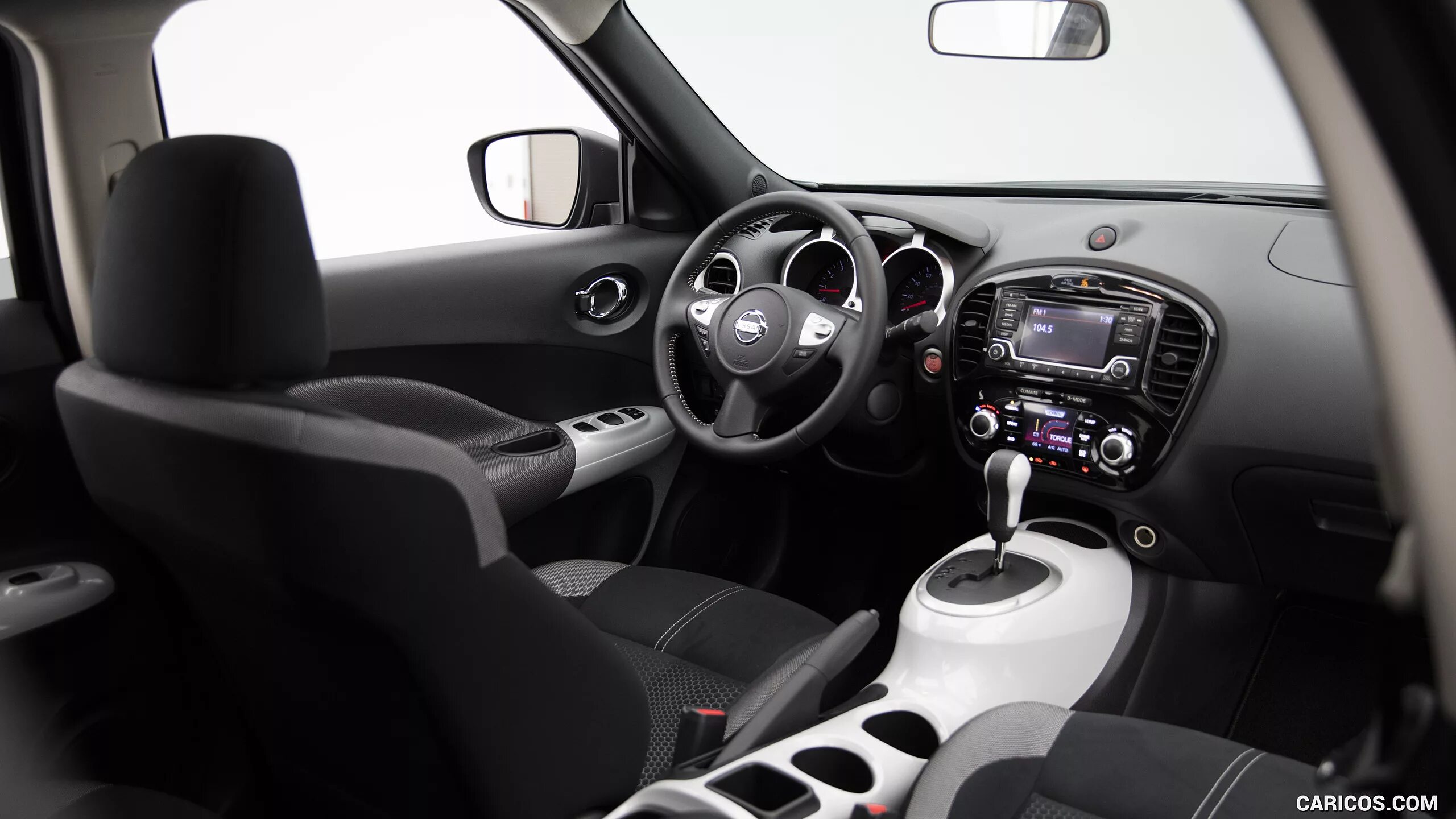 Ниссан жук салон внутри фото Nissan Juke Black Pearl 2017MY