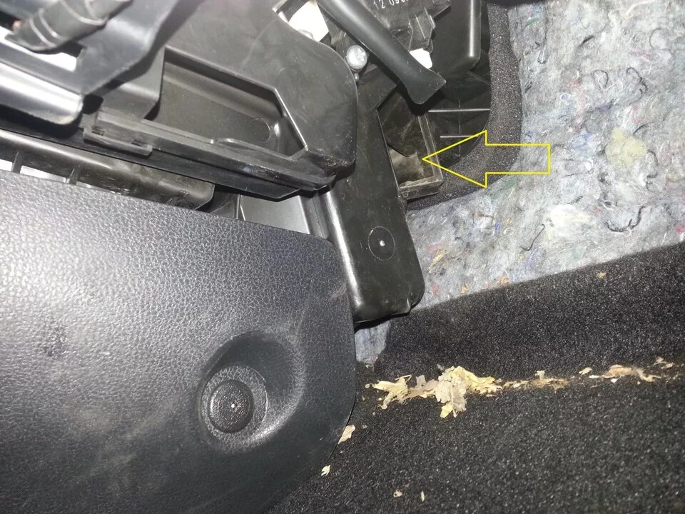 Ниссан жук салонный фильтр где находится фото Замена салонного фильтра - Nissan Juke (1G), 1,6 л, 2012 года расходники DRIVE2