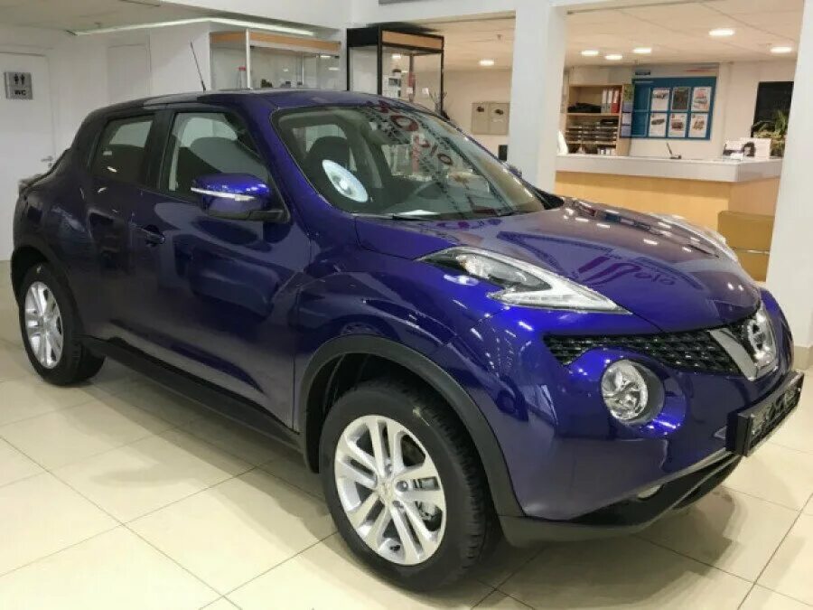 Ниссан жук синий фото Купить новый Nissan Juke I Рестайлинг 1.6 CVT (117 л.с.) бензин вариатор в Москв