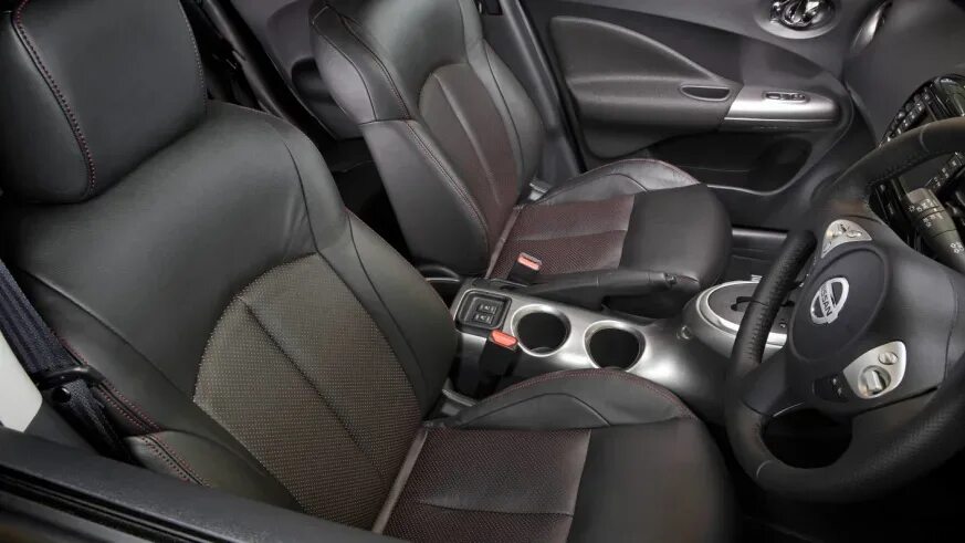 Ниссан жук внутри фото Review: 2014 Nissan Juke Motorama