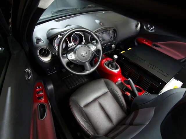 Ниссан жук внутри фото Juke Box от Nissan и Ministry of Sound - Major Auto - Новости