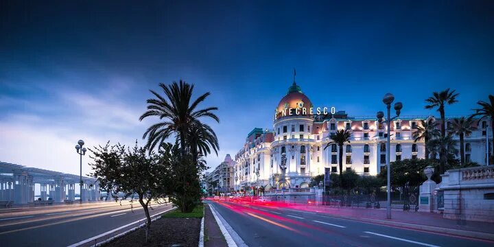 Ницца достопримечательности фото Nice Promenade Зображення - огляд 16,305 Стокові фото, векторні зображення й від