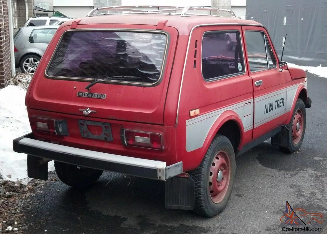 Нива 1600 фото Red Lada Niva