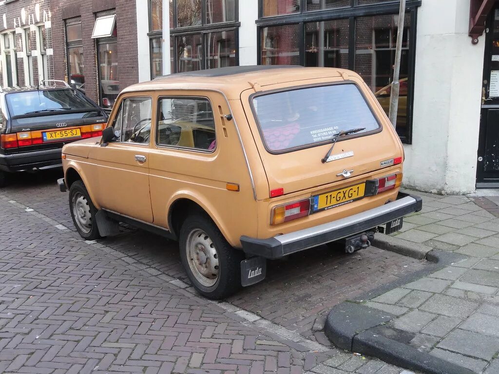 Нива 1600 фото 1979 Lada Niva 1600 (ВАЗ 2121) 2 January 2012, Leiden, Net. Flickr