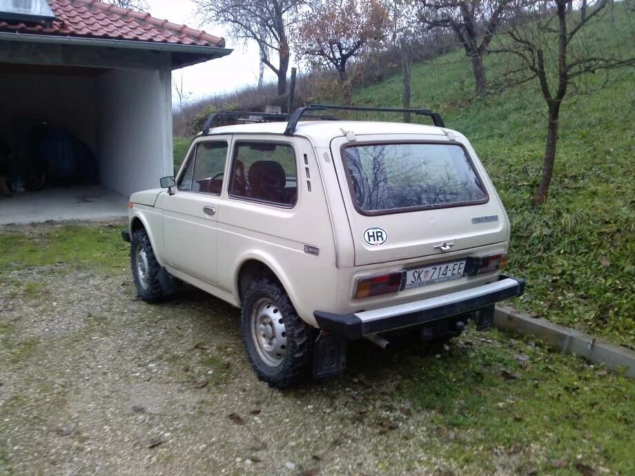 Нива 1600 фото Lada Niva 1600, 1989 god.