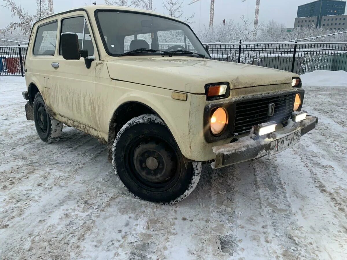 Нива 1997 года фото Купить б/у Lada (ВАЗ) 2121 (4x4) I Рестайлинг 1.7 MT (79 л.с.) 4WD бензин механи