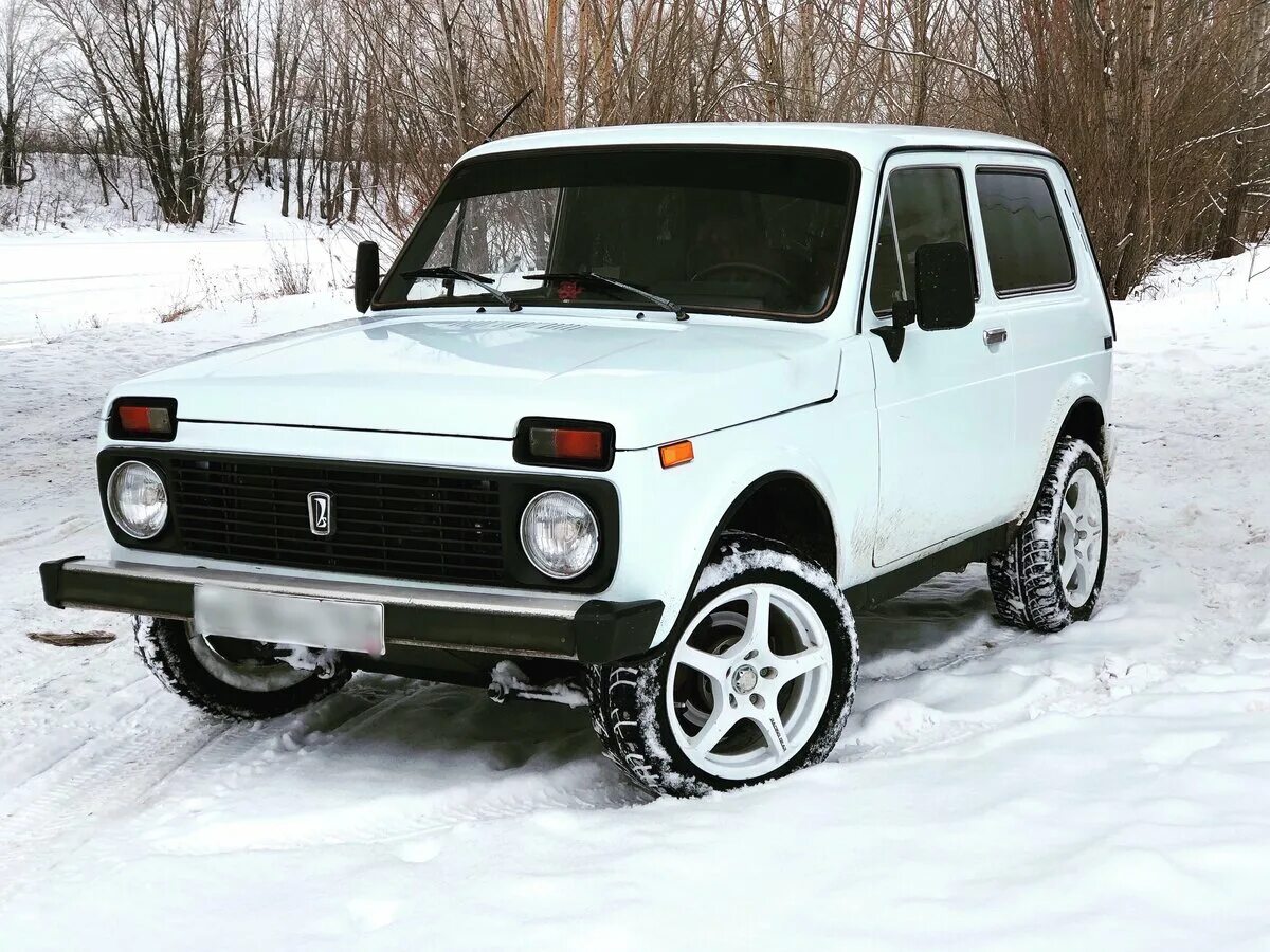Нива 1997 года фото Купить б/у Lada (ВАЗ) 2121 (4x4) I Рестайлинг 1.7 MT (80 л.с.) 4WD бензин механи