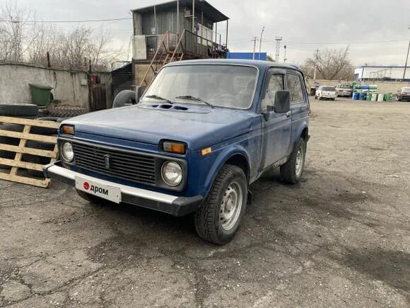 Нива 2000 года фото Лада 4x4 2121 Нива 2000 в Новокузнецке, зеленый, бензин, полный привод