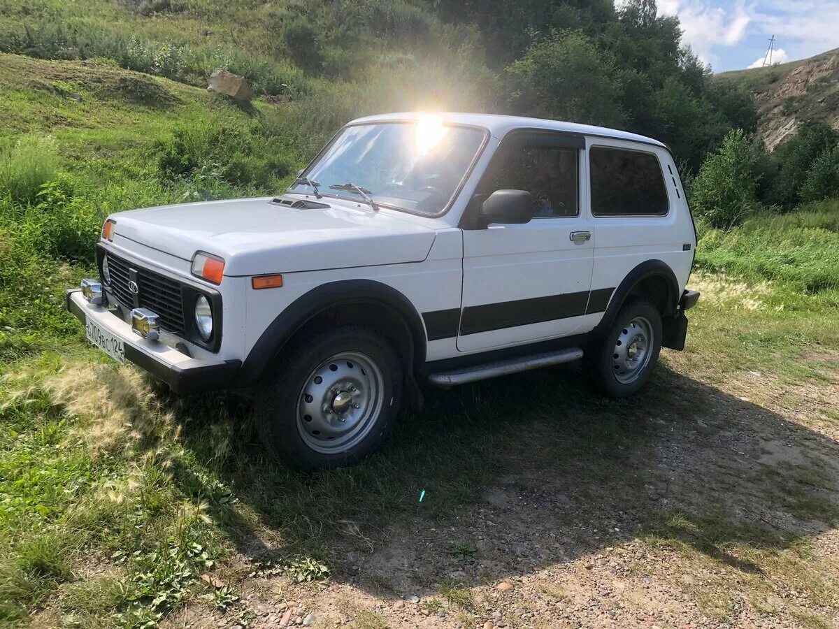 Нива 2009 года фото Купить б/у Lada (ВАЗ) 2121 (4x4) I Рестайлинг 1.7 MT (79 л.с.) 4WD бензин механи