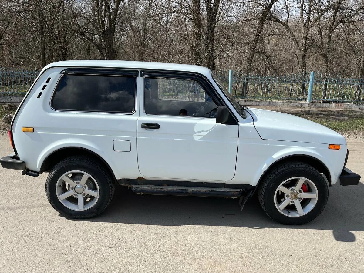 Нива 2011 фото Купить б/у Lada (ВАЗ) 2121 (4x4) I Рестайлинг 1.7 MT (79 л.с.) 4WD бензин механи