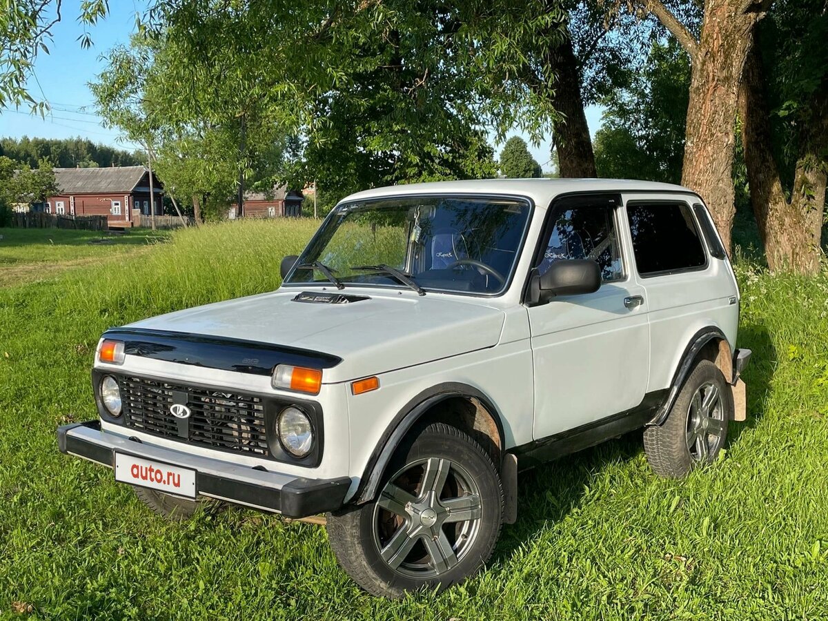 Нива 2011 фото Купить б/у Lada (ВАЗ) 2121 (4x4) I Рестайлинг 1.7 MT (83 л.с.) 4WD бензин механи