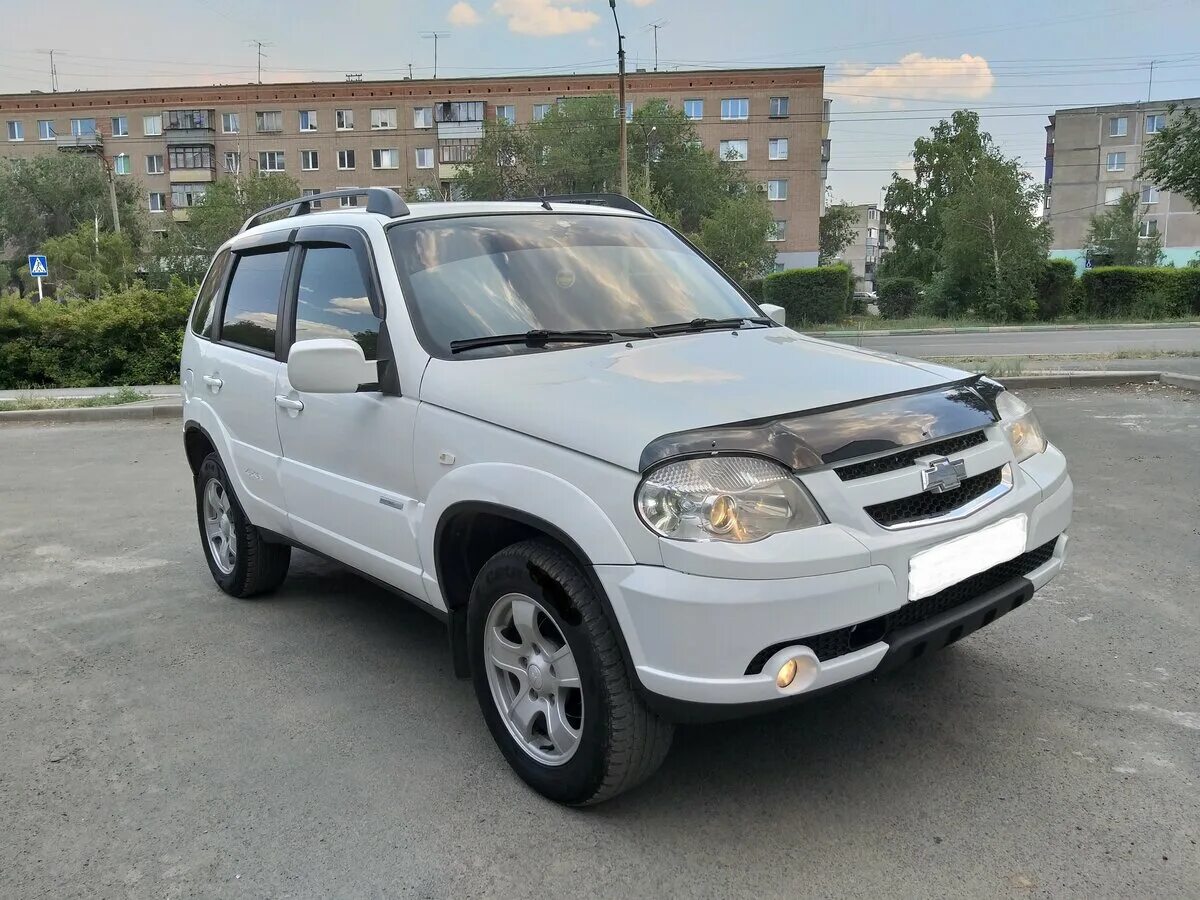 Нива 2011 фото Купить б/у Chevrolet Niva I Рестайлинг 1.7 MT (80 л.с.) 4WD бензин механика в Ор