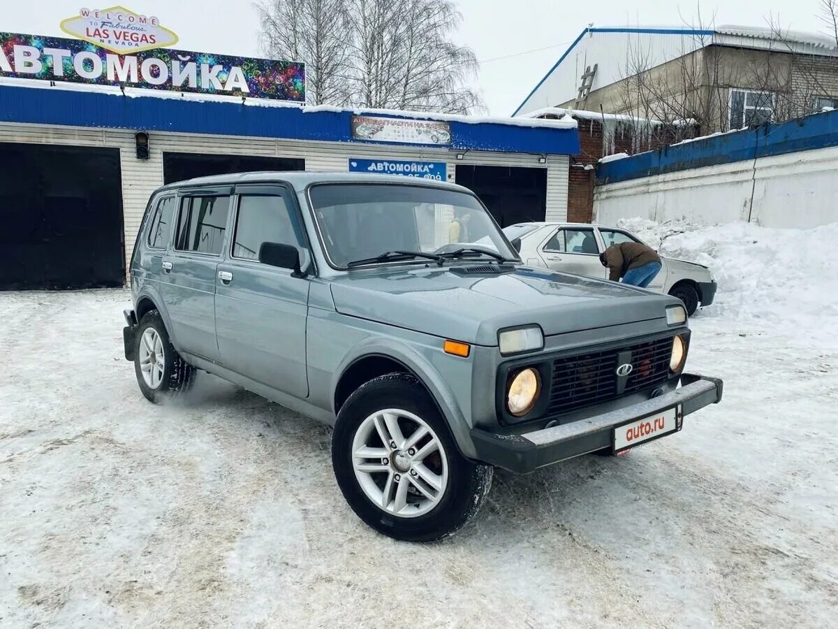 Нива 2011 года фото Купить б/у Lada (ВАЗ) 2131 (4x4) I 1.7 MT (83 л.с.) 4WD бензин механика в Глазов