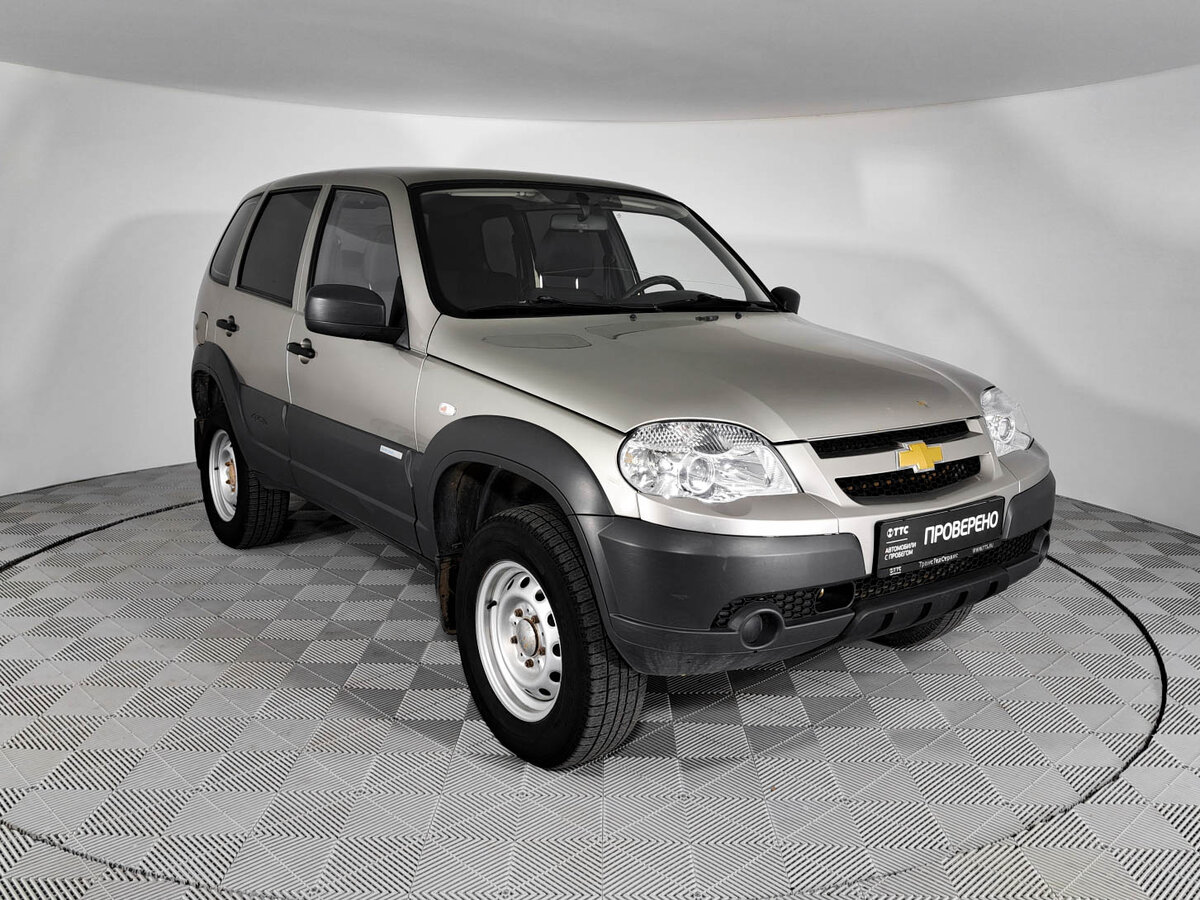Нива 2012 года фото Купить б/у Chevrolet Niva I Рестайлинг 1.7 MT (80 л.с.) 4WD бензин механика в Ка