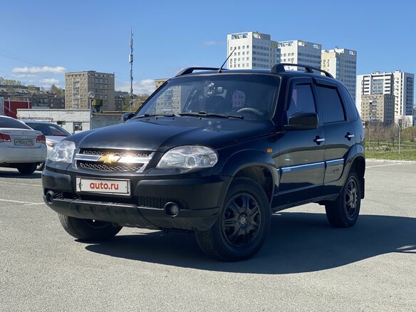 Нива 2012 года фото Купить б/у Chevrolet Niva I Рестайлинг 1.7 MT (80 л.с.) 4WD бензин механика в Пе