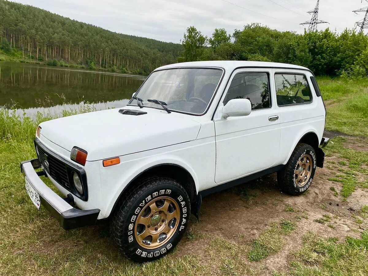 Нива 2013 фото Купить б/у Lada (ВАЗ) 2121 (4x4) I Рестайлинг 1.7 MT (83 л.с.) 4WD бензин механи