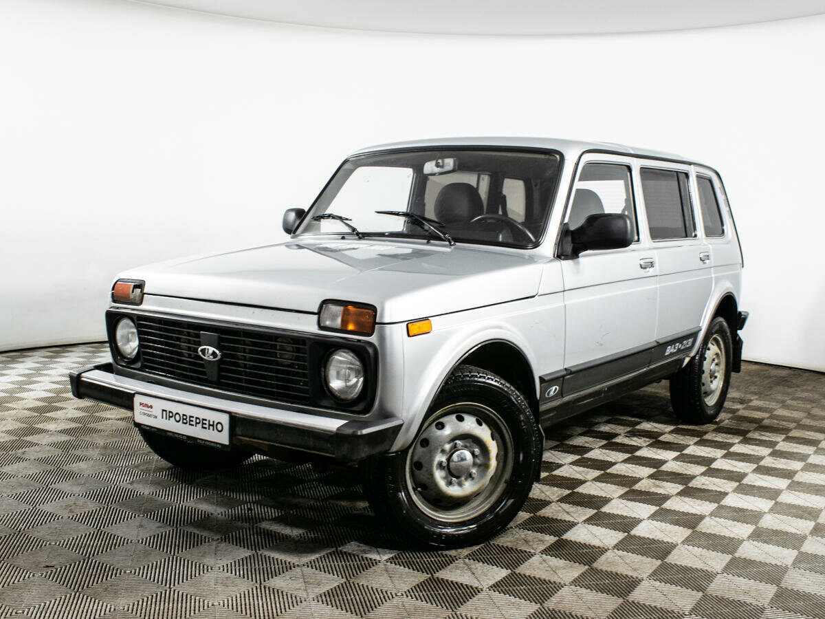 Нива 2013 фото Купить б/у Lada (ВАЗ) 2131 (4x4) I 1.7 MT (83 л.с.) 4WD бензин механика в Москве