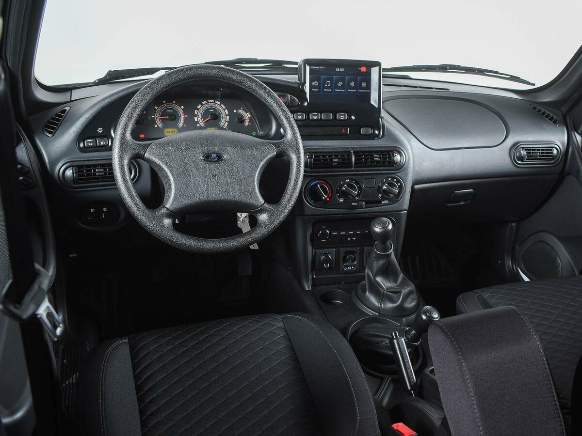 Нива 2023 салон фото Купить б/у Lada (ВАЗ) Niva I Рестайлинг (Travel) 1.7 MT (80 л.с.) 4WD бензин мех