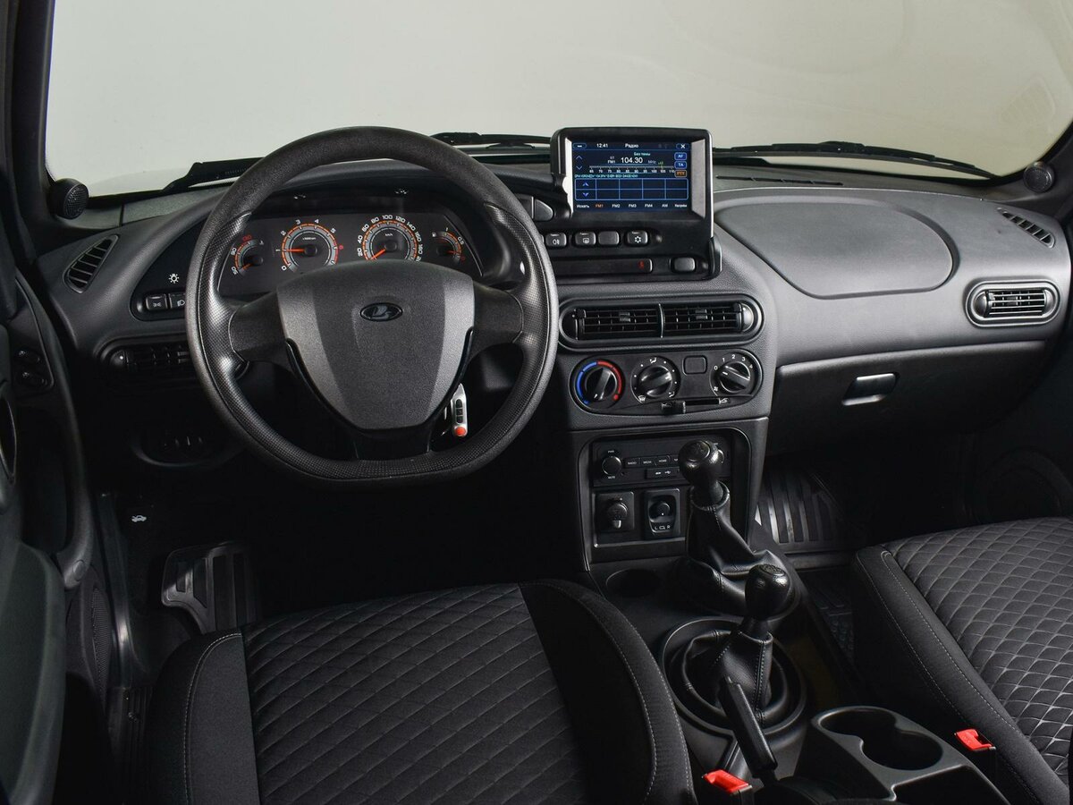 Нива 2023 салон фото Купить б/у Lada (ВАЗ) Niva I Рестайлинг (Travel) 1.7 MT (80 л.с.) 4WD бензин мех