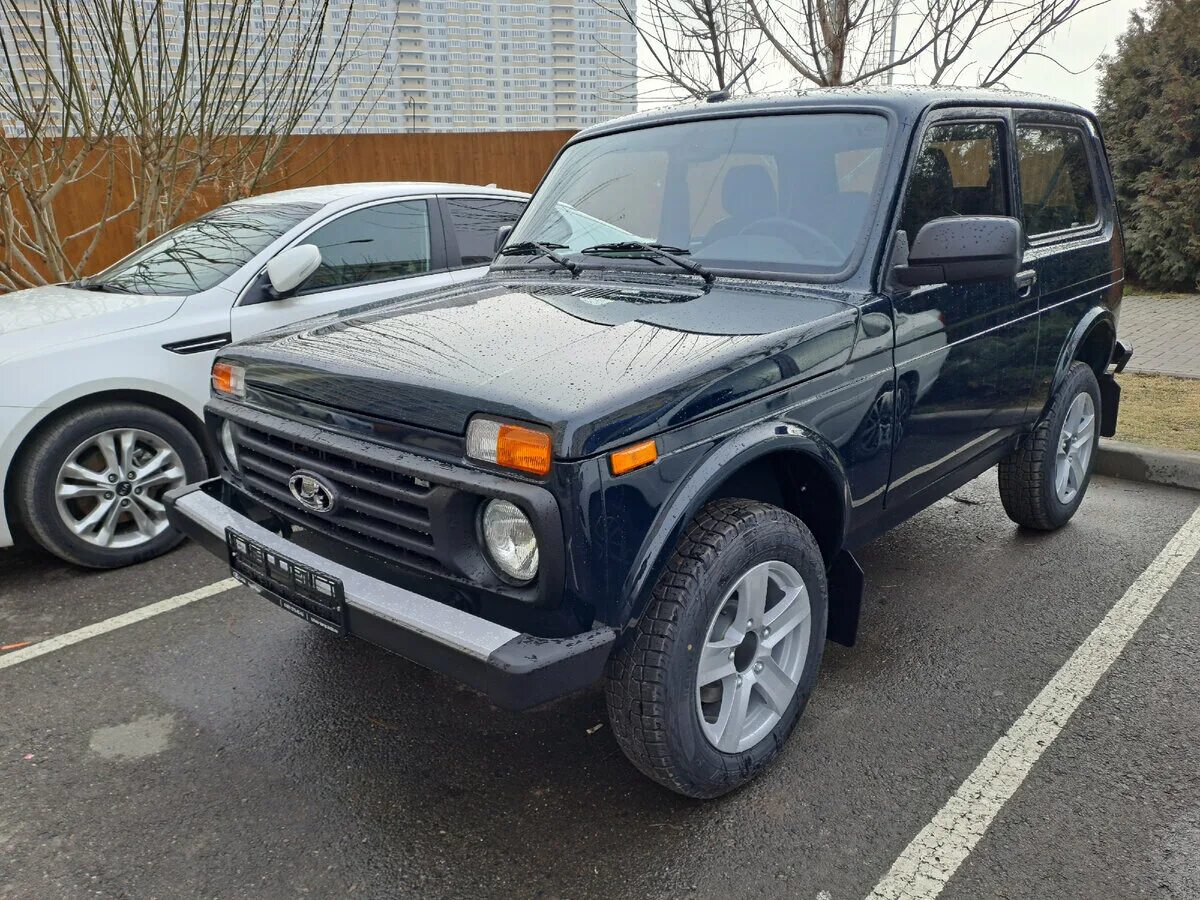 Нива 2023г фото LADA Niva Legend - смотрим, чем укомплектован новый автомобиль с завода в 2023 г