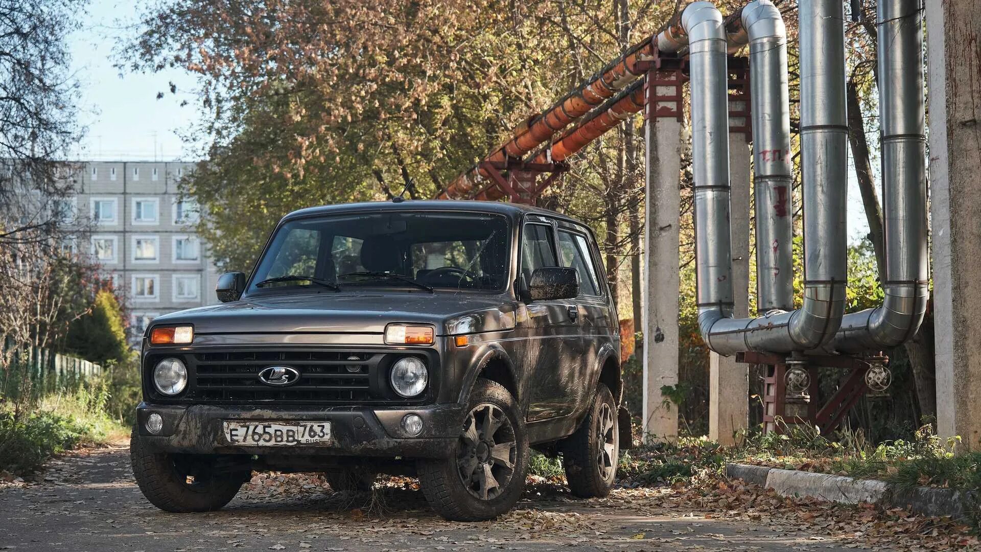 Нива 2024г фото Классическая Niva Legend в роли модного аксессуара - "Тест-драйвы" на DRIVE2