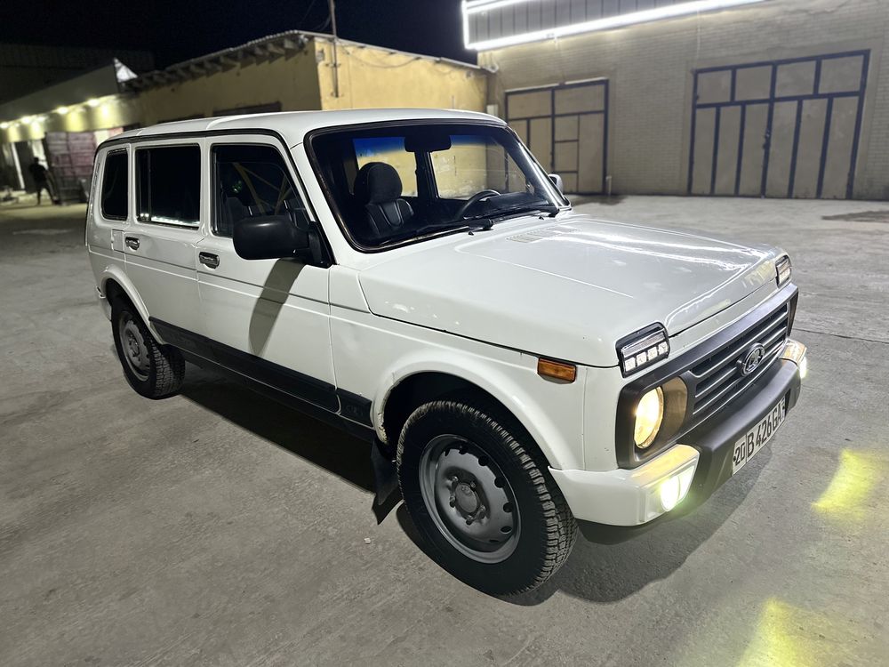 Нива 21 21 фото Niva 21 31 ishlatishga tayyor olgan odam mazza qilib minadi: 7 700 у.е. - Vaz Ya