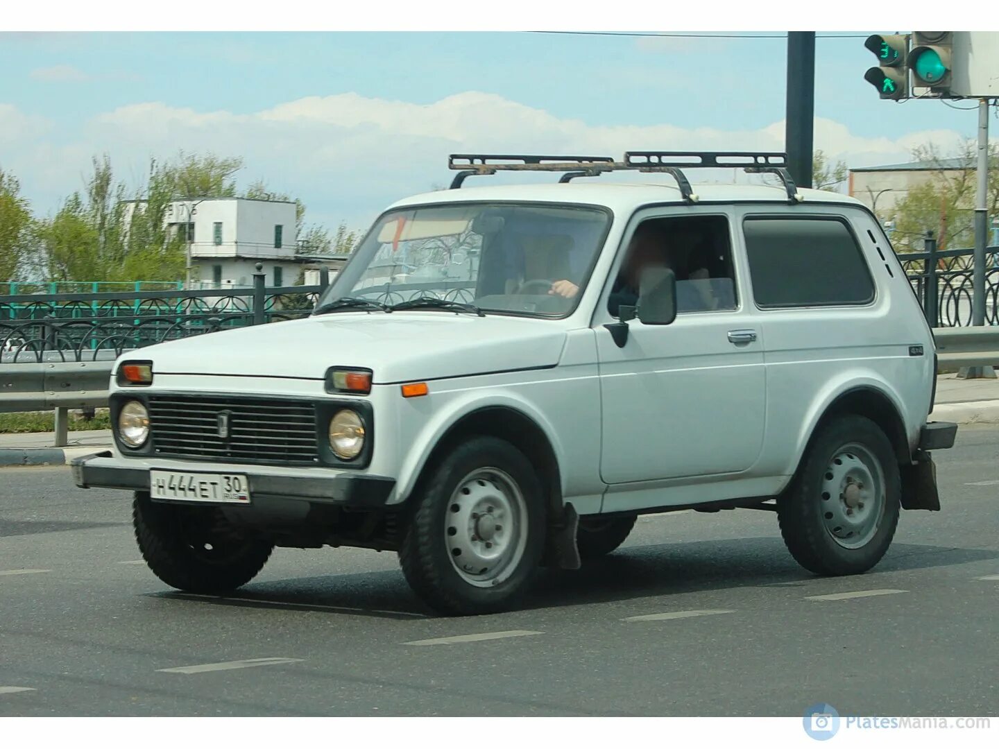 Нива 21214 фото "н 444 ет 30" фото ВАЗ (Lada) 2121 Нива. Россия