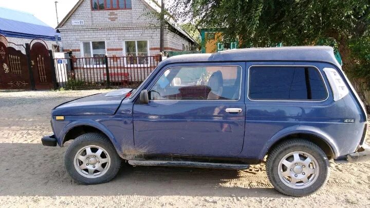 Нива 21218 фото Lada 21218 Фора 1.7 бензиновый 2004 АТОМ "живая сталь" на DRIVE2