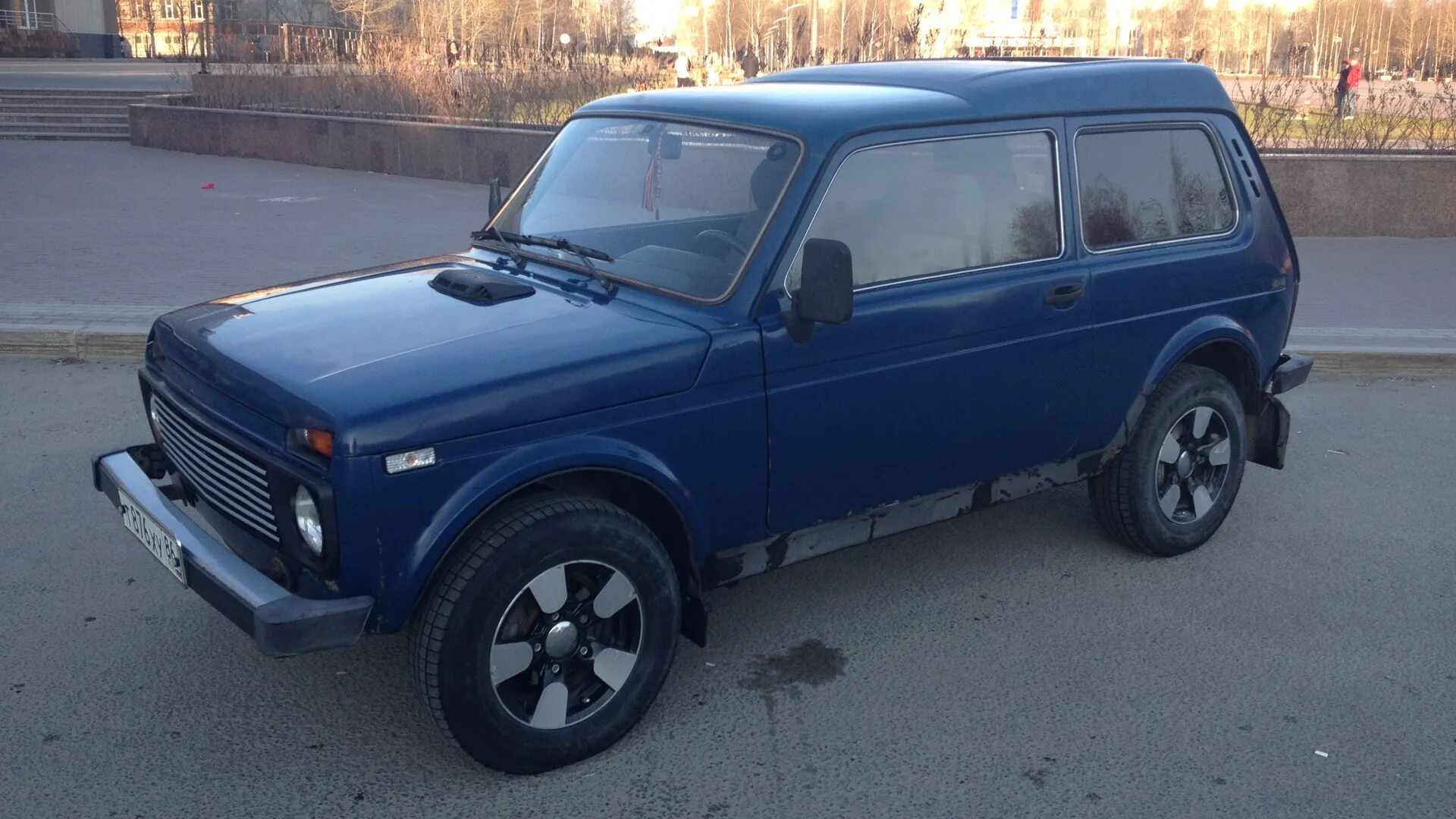 Нива 21218 фото Lada 21218 Фора 1.7 бензиновый 1994 ВАЗ 21218 Фора Бронто на DRIVE2