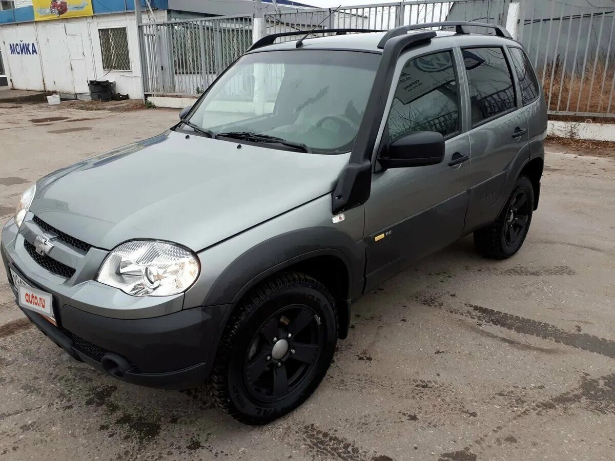 Нива 212300 фото Купить б/у Chevrolet Niva I Рестайлинг 1.7 MT (80 л.с.) 4WD бензин механика в То